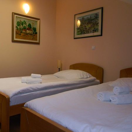 Stari Mlin Hotel Vrsac Luaran gambar