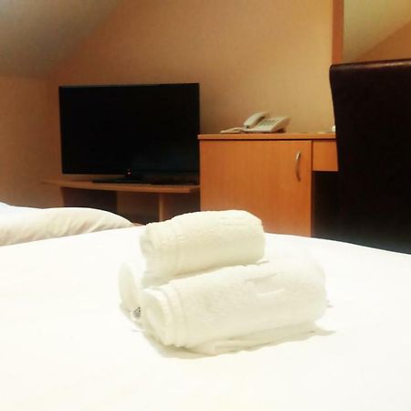 Stari Mlin Hotel Vrsac Luaran gambar
