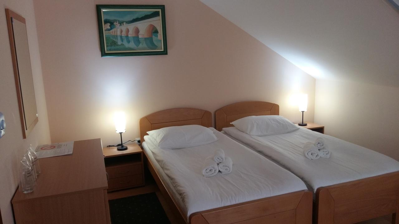 Stari Mlin Hotel Vrsac Luaran gambar